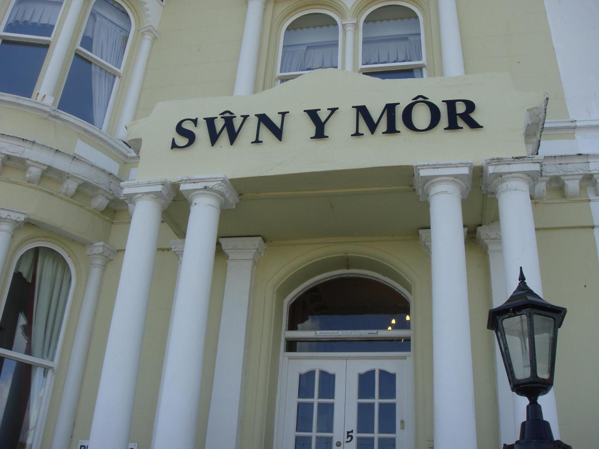 Swn Y Mor Hotel Llandudno Exterior photo